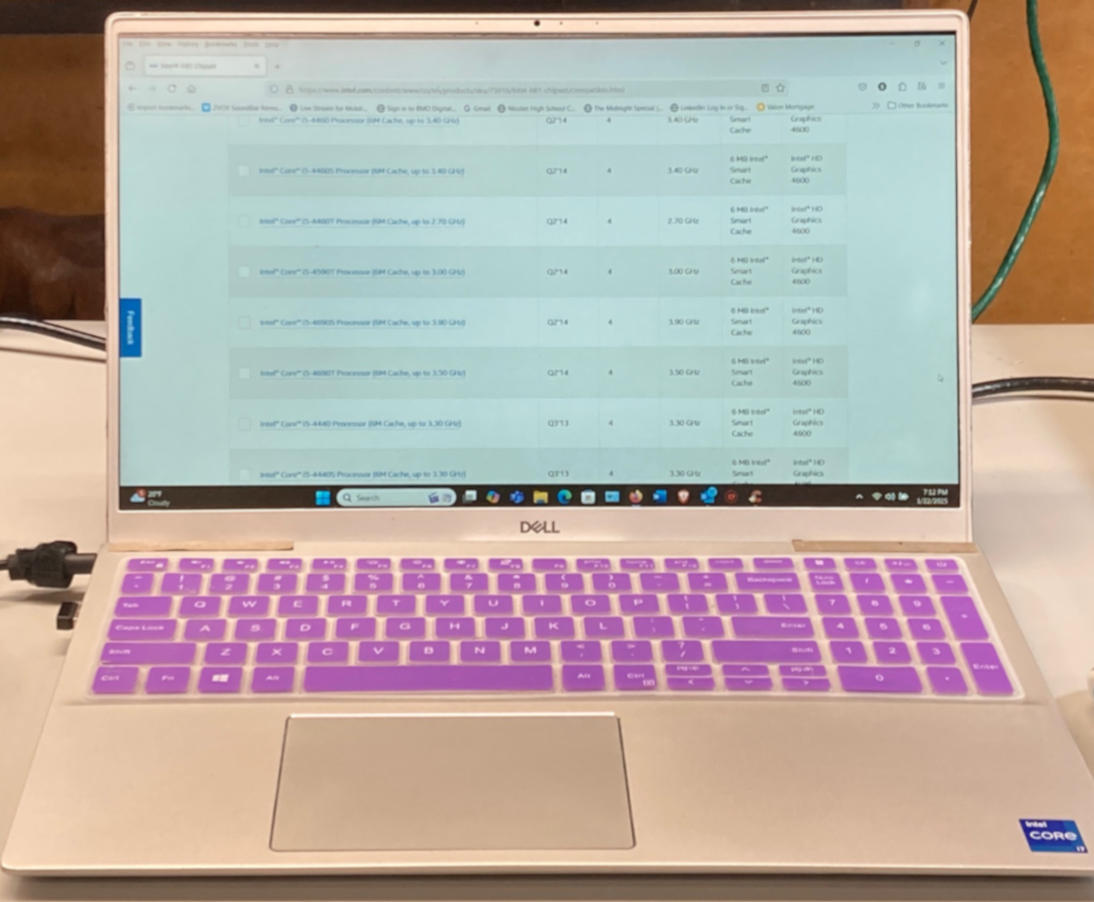 Picture of refurbished laptop